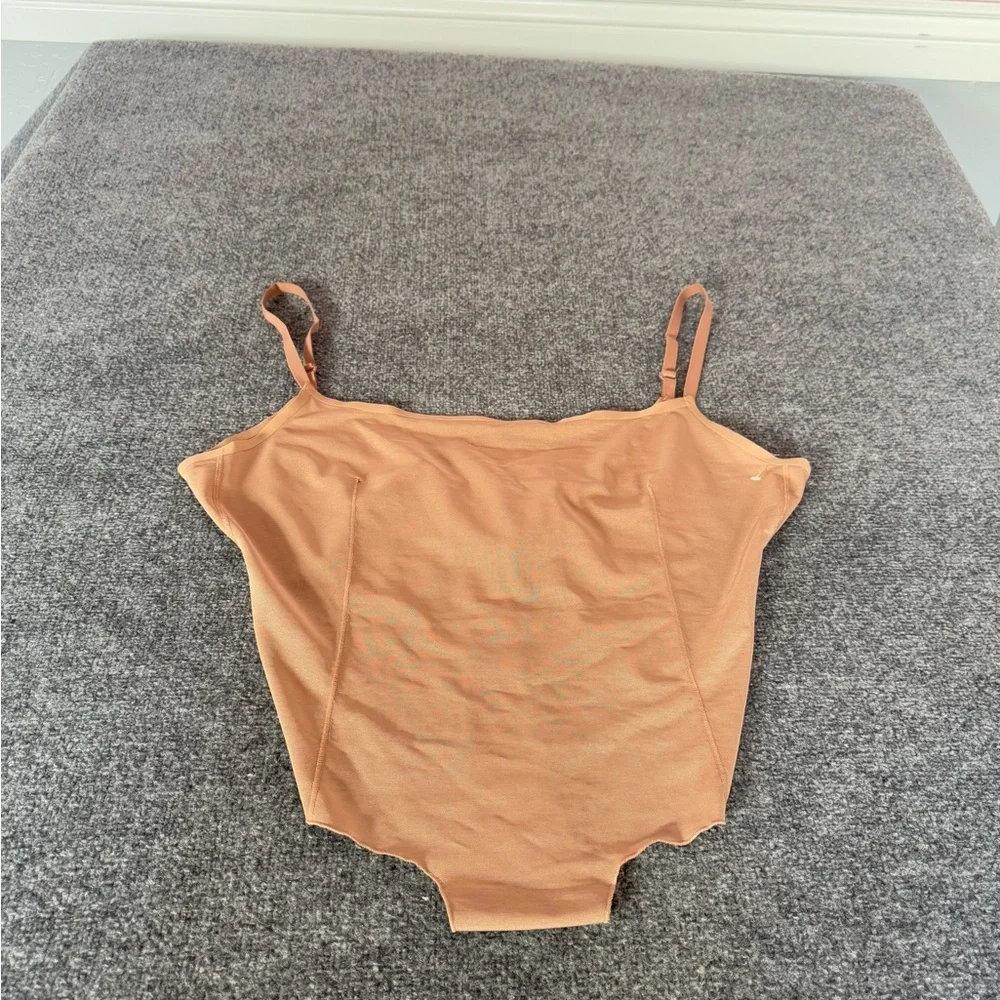 Skims‎ BodySuit PullOn Thong Back Size 4X